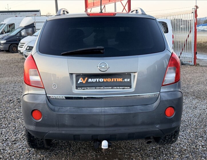 Opel Antara 6