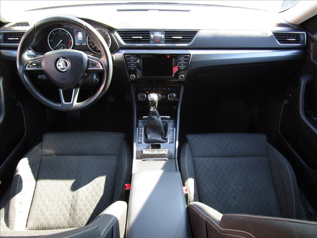 Škoda Superb Kombi 2,0 l 110 kw