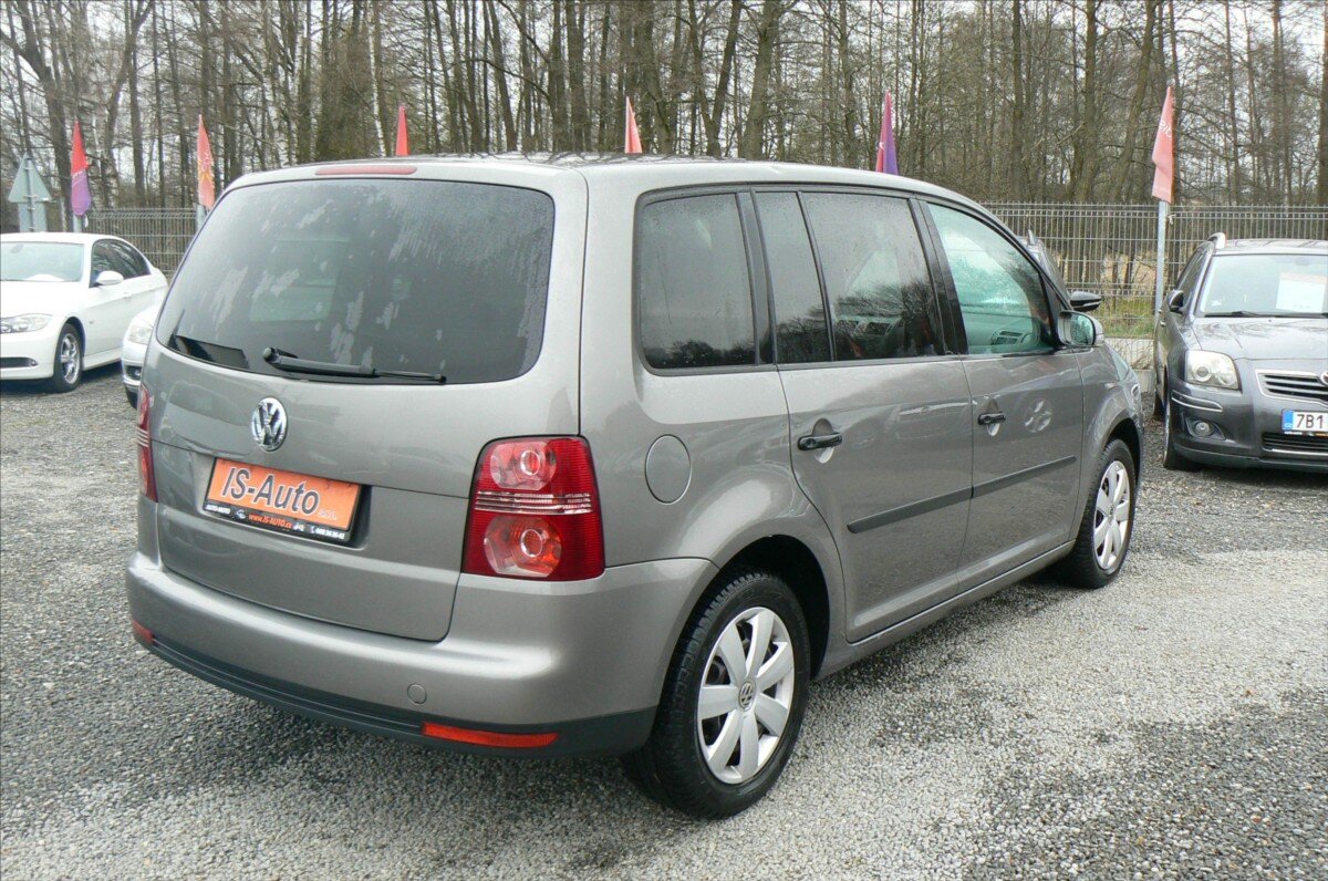 Volkswagen Touran MPV 1,9 l 77 kw