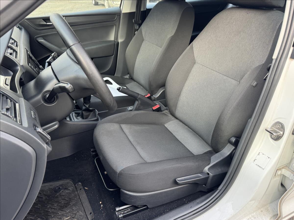 Škoda Rapid Hatchback 999,0 70 kw