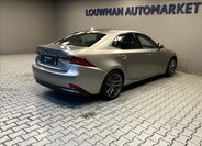 Lexus IS 300h Sedan / Limuzína 2,5 l 164 kw