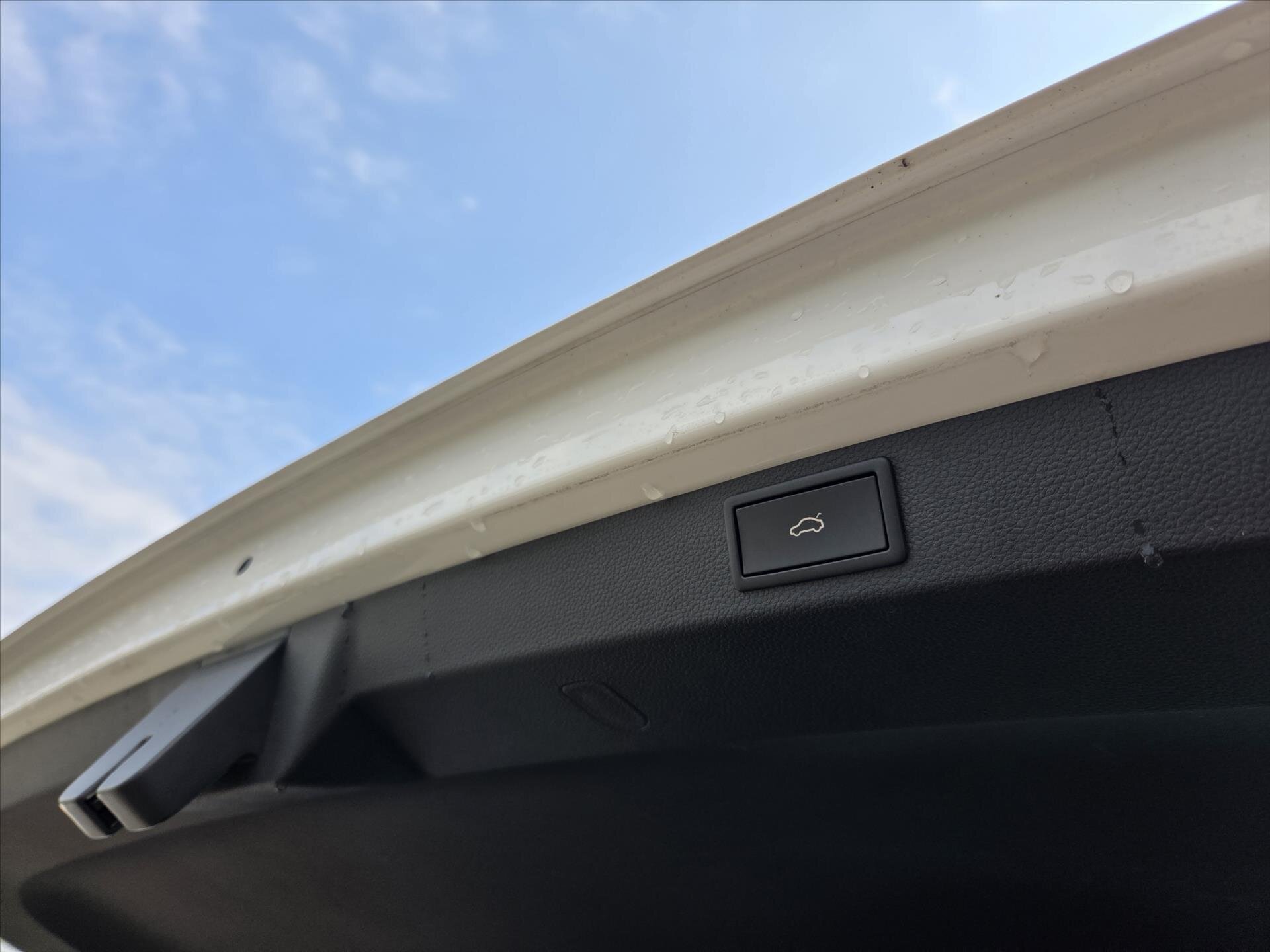 Škoda Karoq SUV / Terénní 1,5 l 110 kw