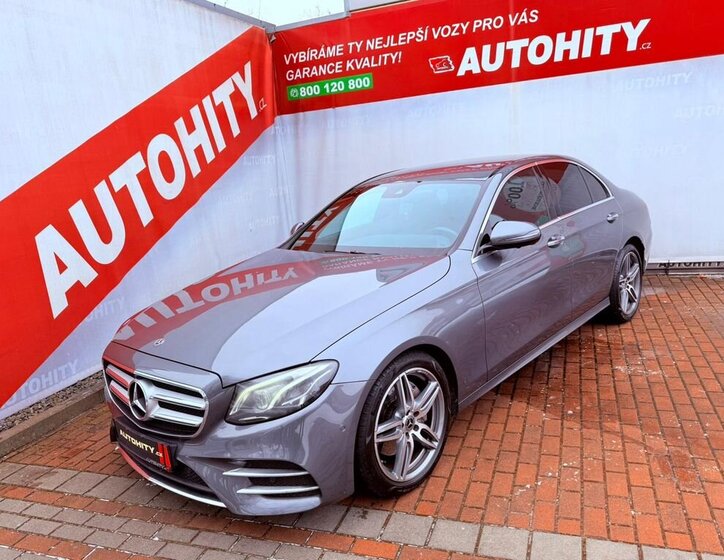 Mercedes-Benz Třídy E 1