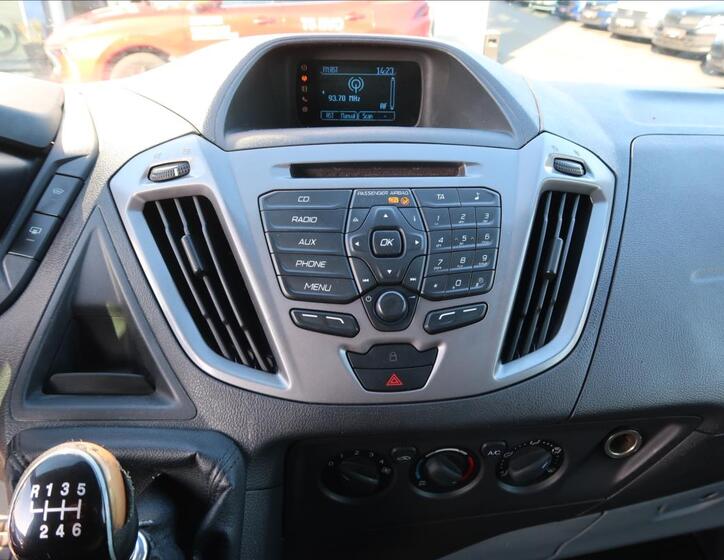 Ford Transit Custom 14