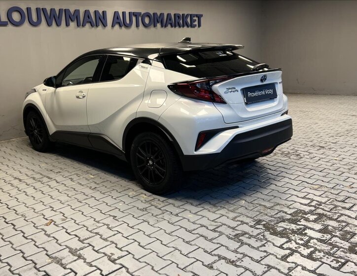 Toyota C-HR Hatchback 1,8 l 72 kw