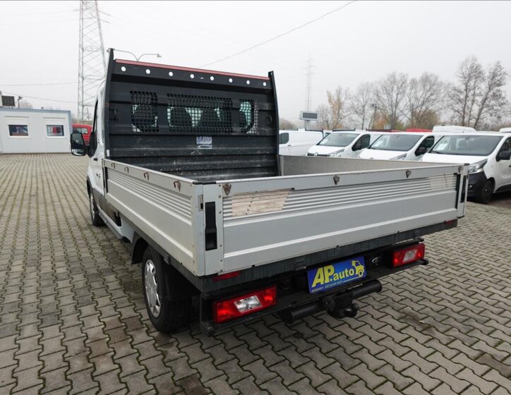 Ford Transit Valník 2,0 l 96 kw