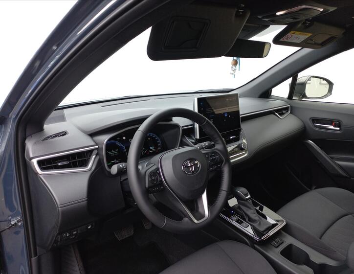 Toyota Corolla Cross 11