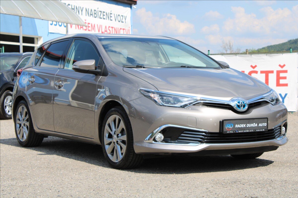 Toyota Auris Hatchback 1,8 l 73 kw