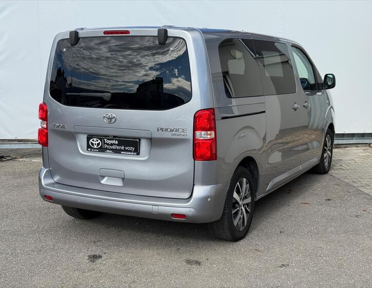 Toyota ProAce Verso 6