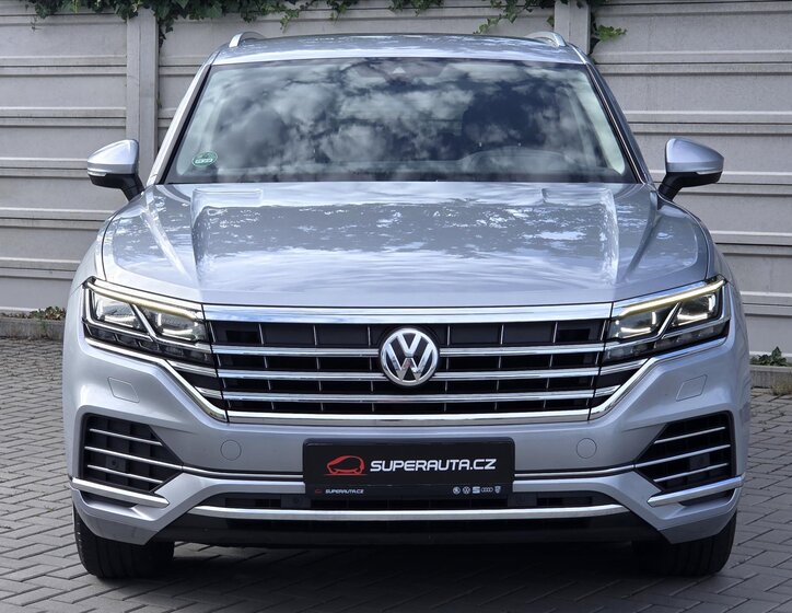 Volkswagen Touareg 2
