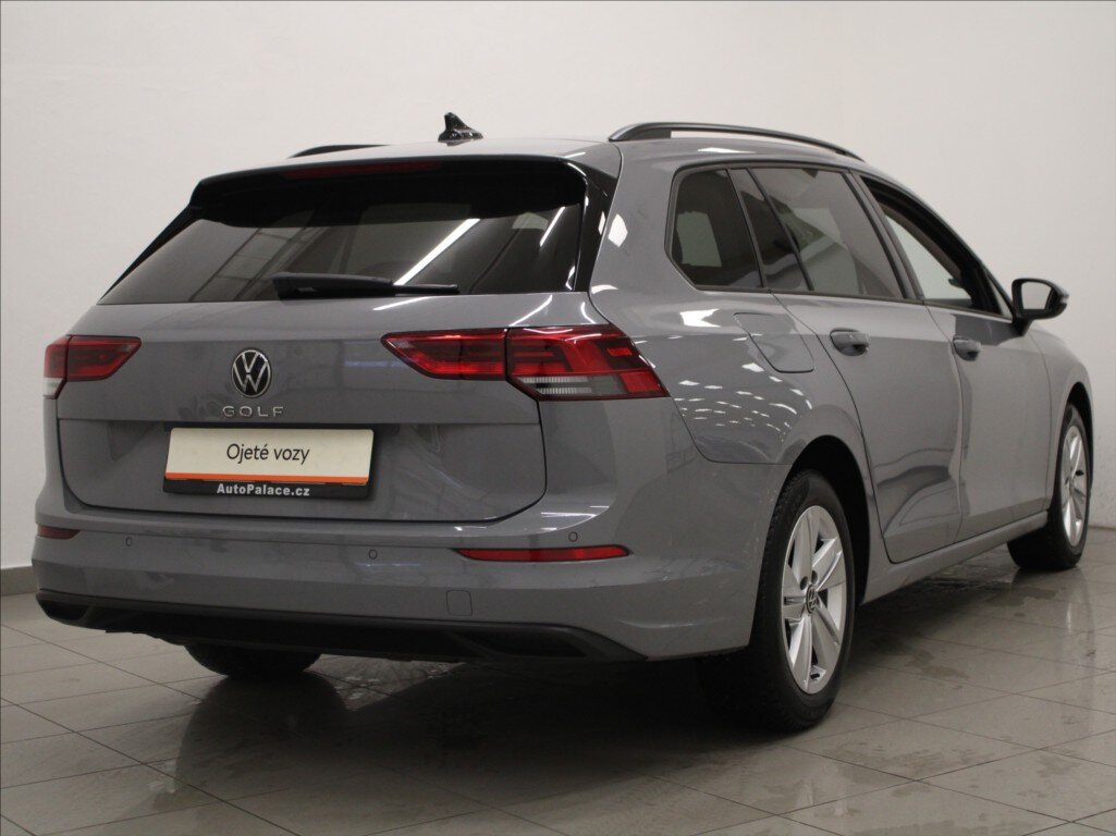 Volkswagen Golf Kombi 1,5 l 96 kw