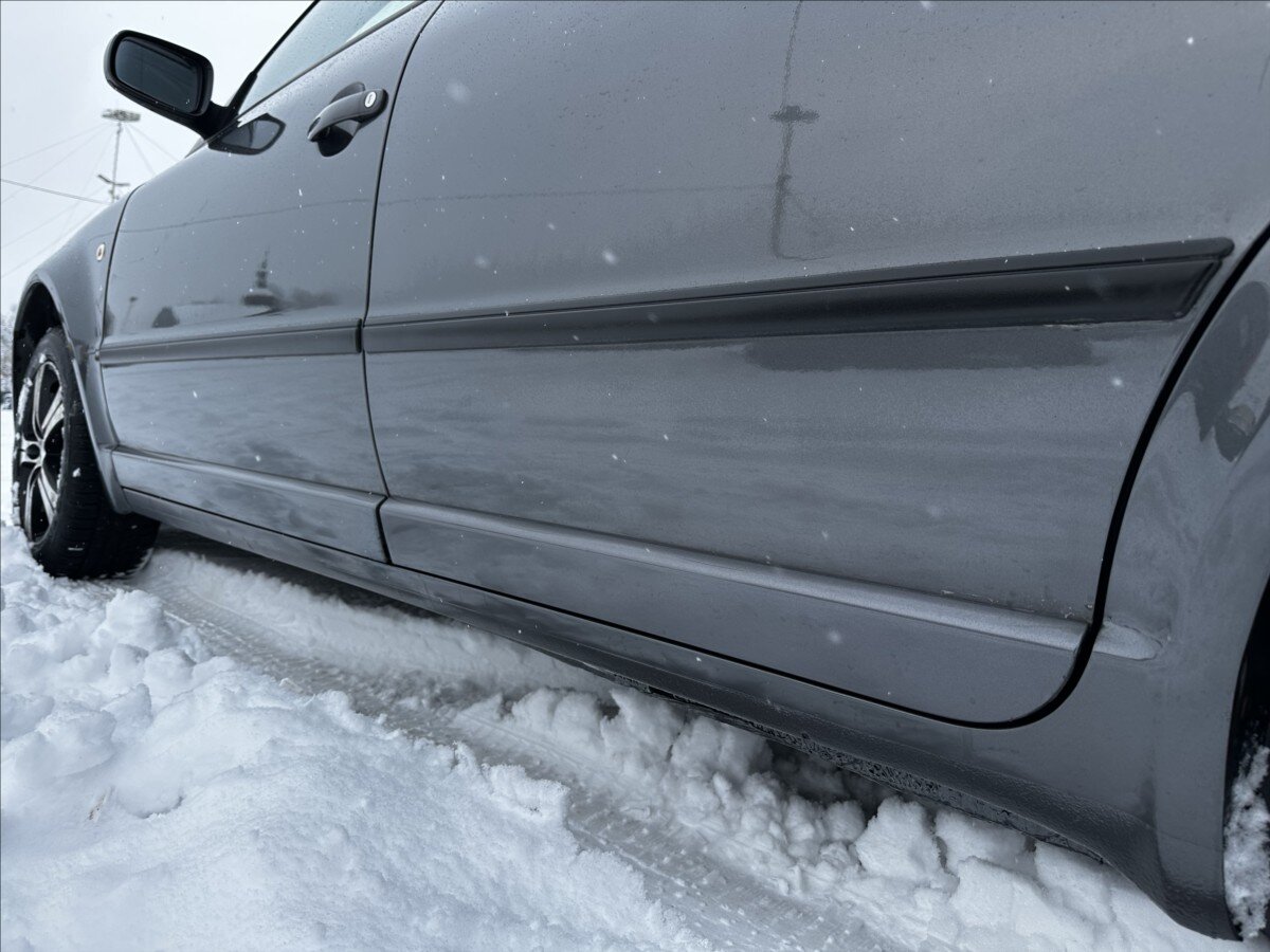 Škoda Superb Sedan 2,0 l 103 kw