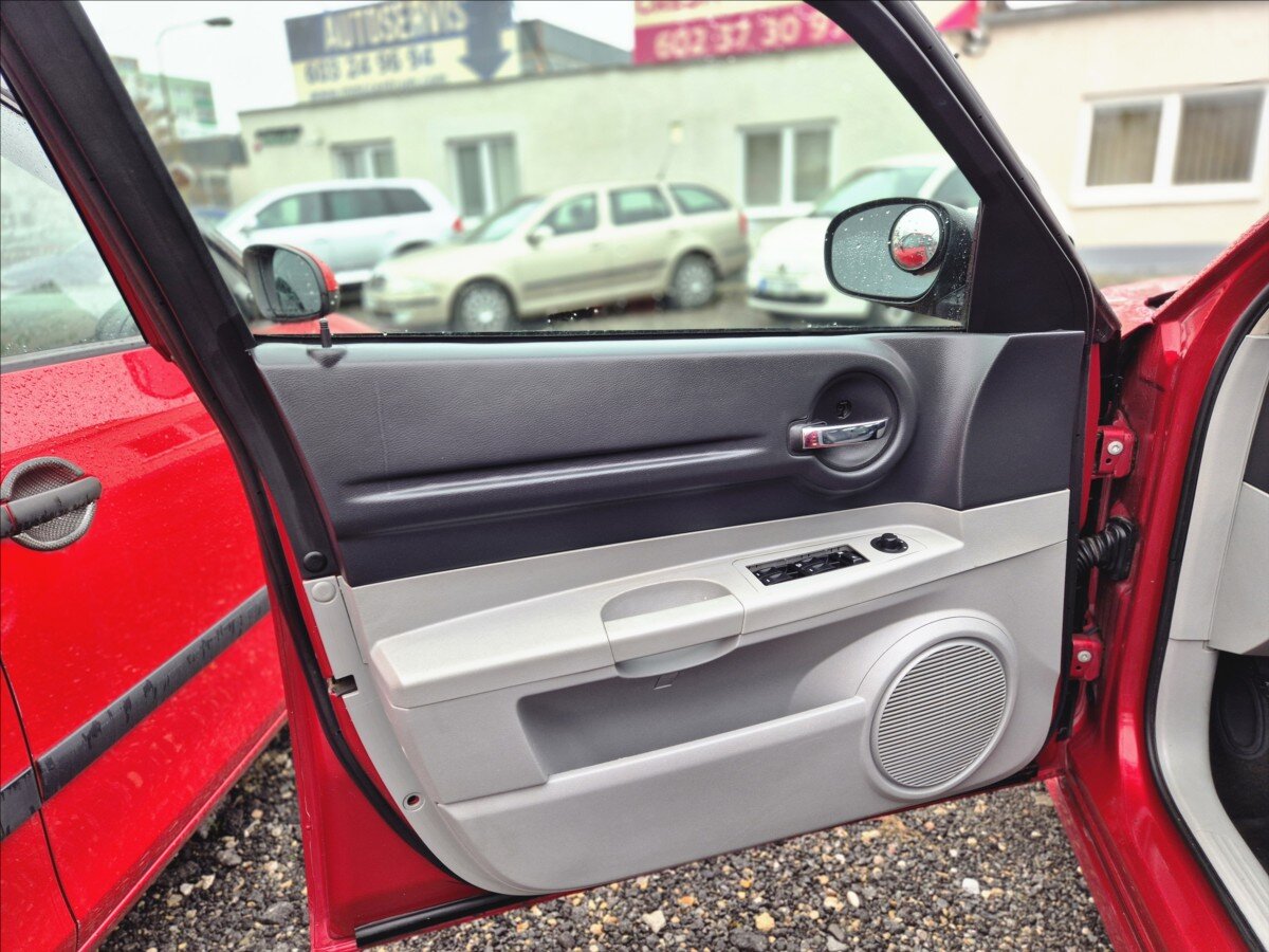 Dodge Magnum Kombi 2,7 l 142 kw