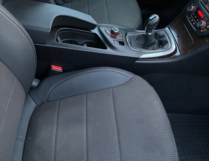 Opel Insignia Sedan / Limuzína 0,0 0