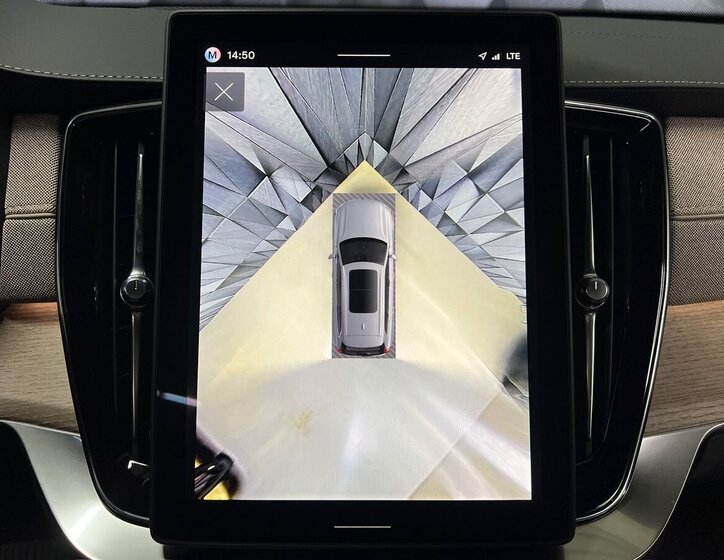 Volvo XC90 SUV 2,0 l 335 kw