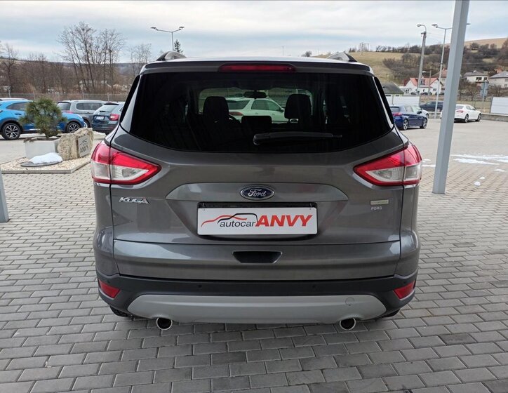 Ford Kuga SUV 1,6 l 110 kw