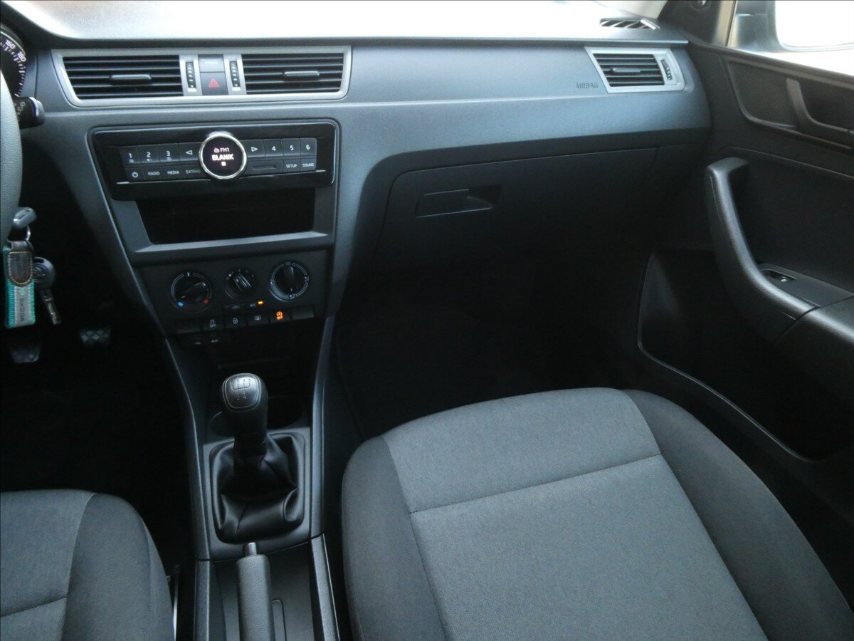 Škoda Rapid Sedan / Limuzína 1,2 l 66 kw