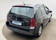 Peugeot 307 Kombi 2,0 l 79 kw