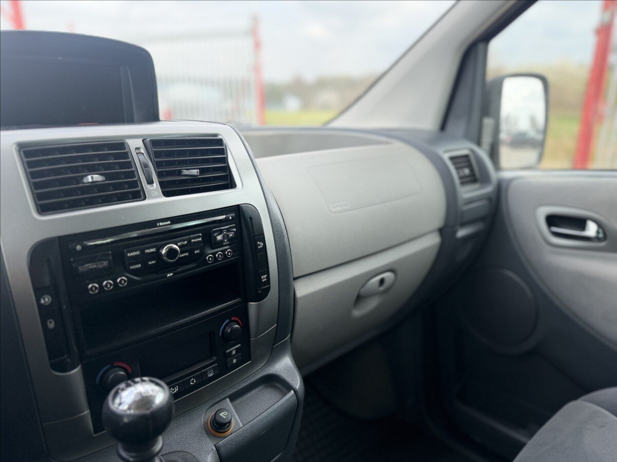 Peugeot Expert MPV 2,0 l 120 kw