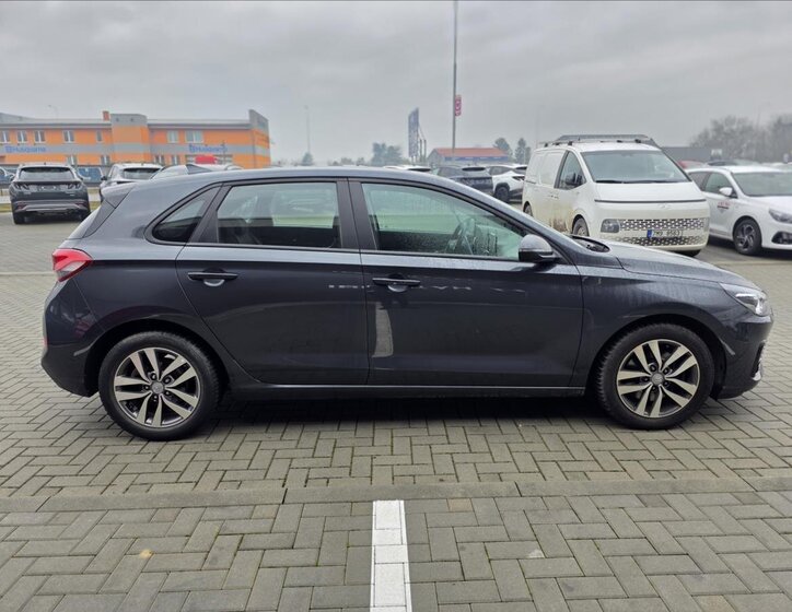 Hyundai i30 Hatchback 998,0 88 kw