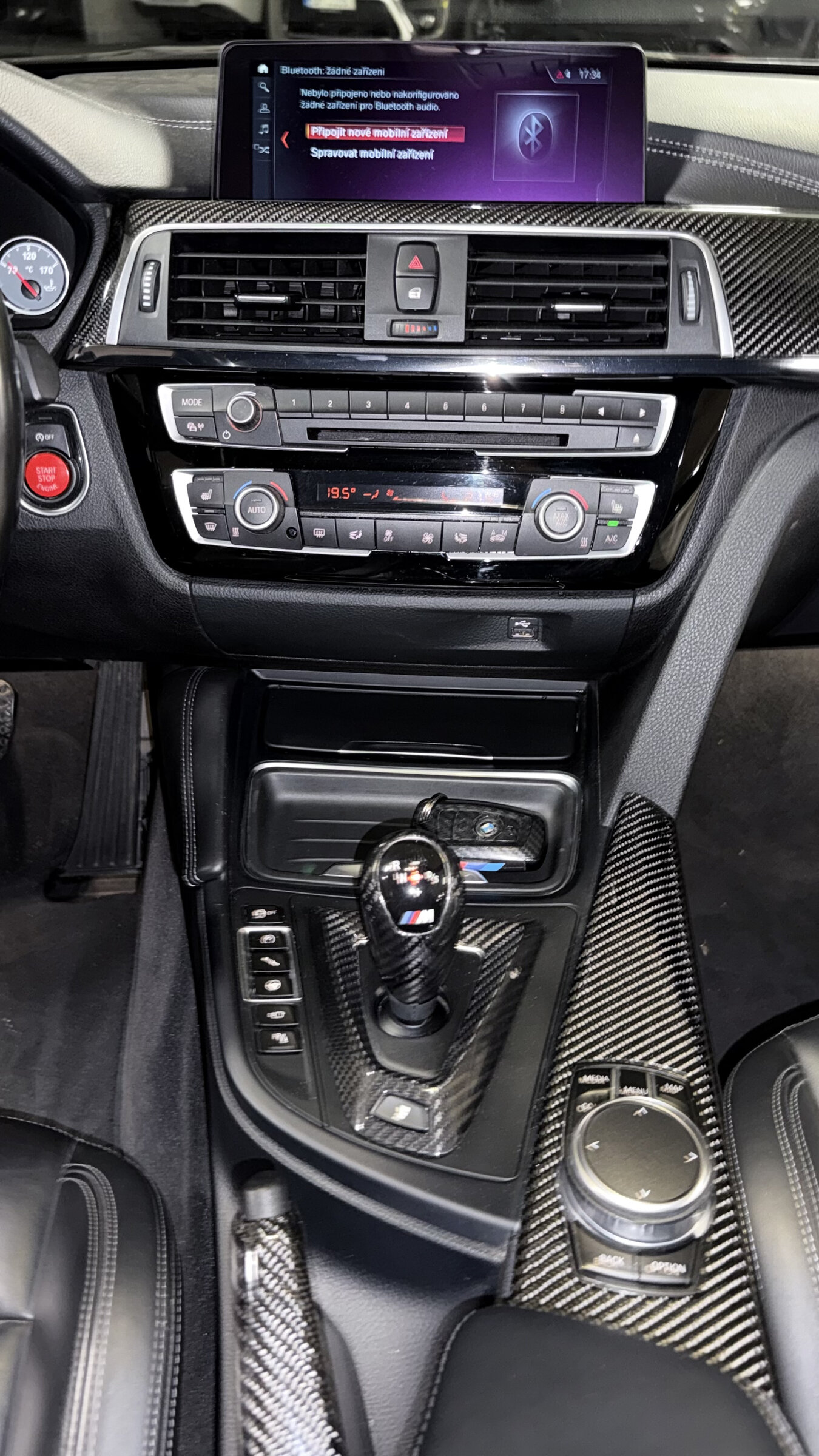 BMW M4 Kupé 3,0 l 331 kw