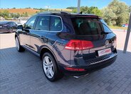Volkswagen Touareg SUV / Terénní 3,0 l 176 kw