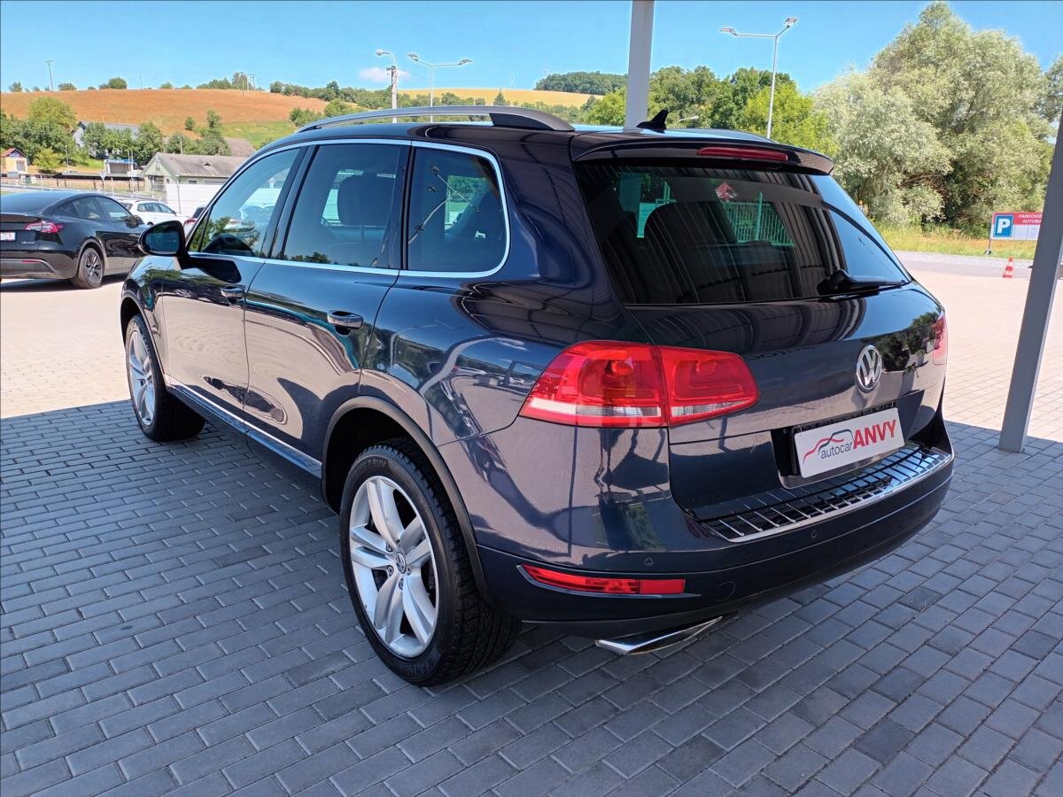 Volkswagen Touareg SUV / Terénní 3,0 l 176 kw