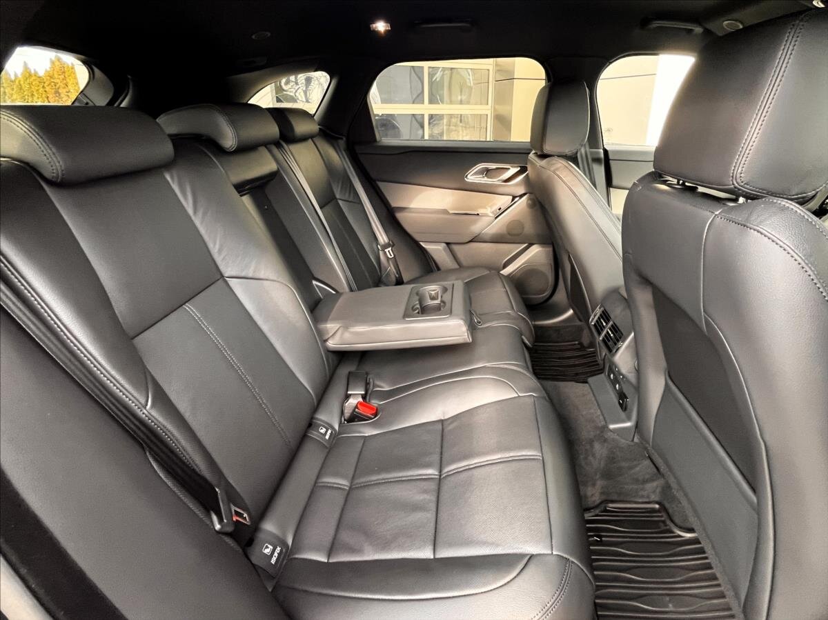 Land Rover Range Rover Velar SUV 3,0 l 221 kw
