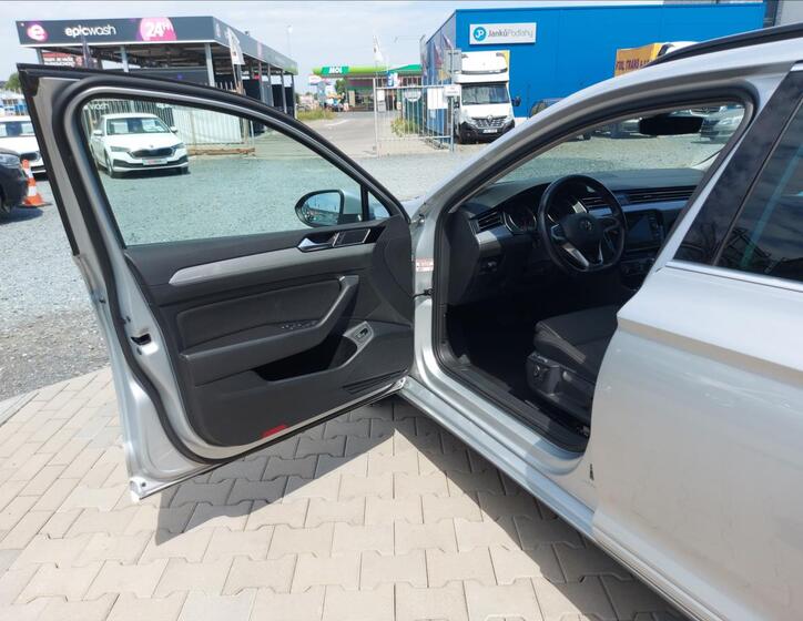 Volkswagen Passat 16