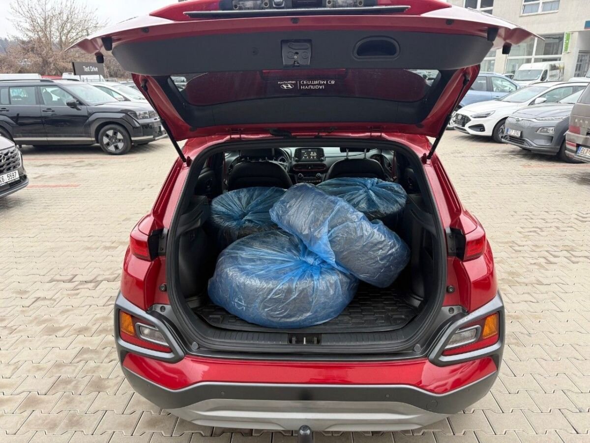 Hyundai Kona SUV 1,6 l 130 kw