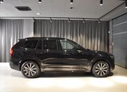 Volvo XC90 SUV / Terénní 2,0 l 228 kw