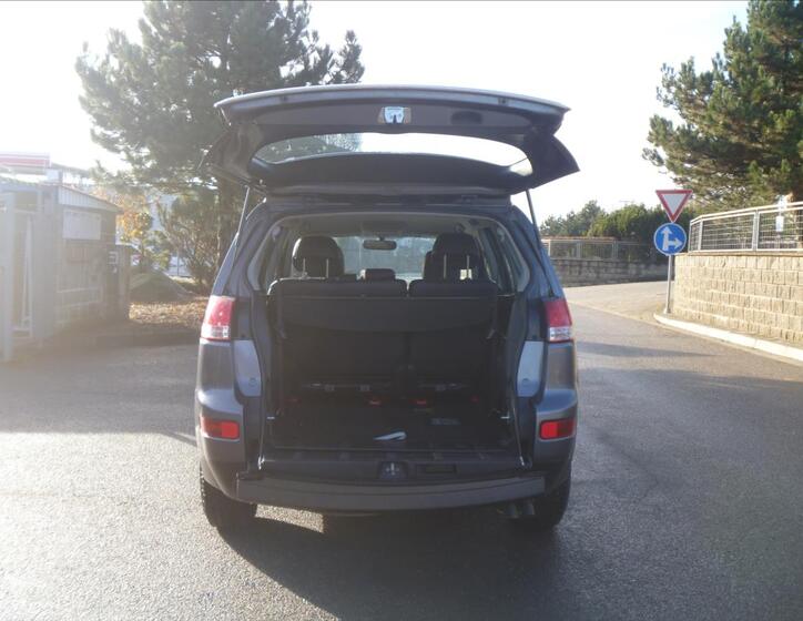 Citroën C-Crosser 23