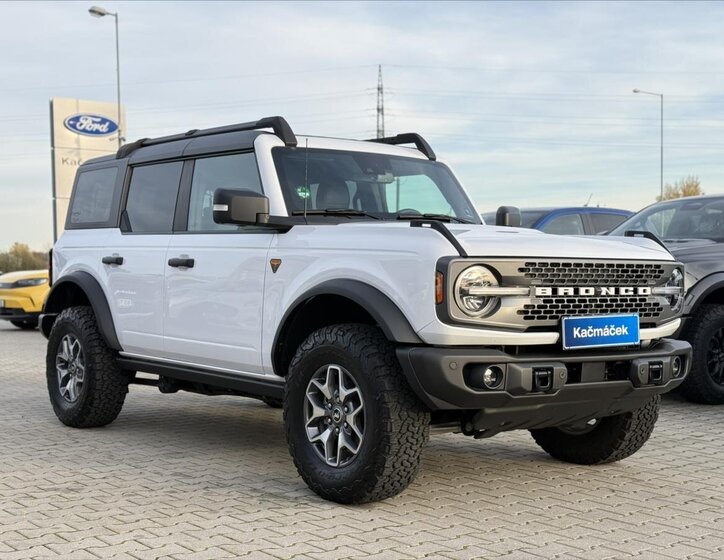 Ford Bronco 7