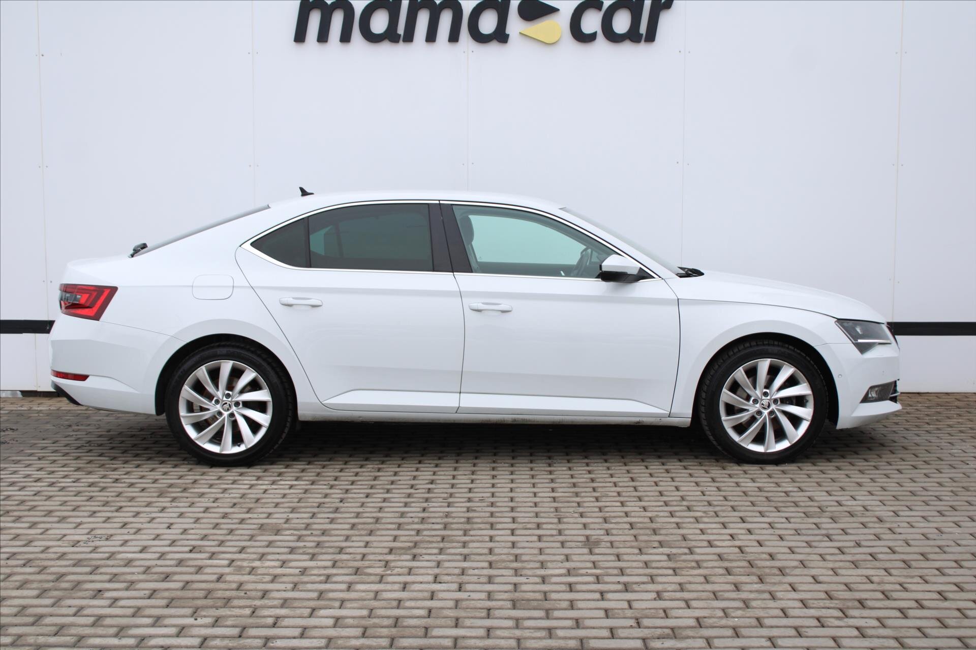 Škoda Superb Liftback 2,0 l 110 kw