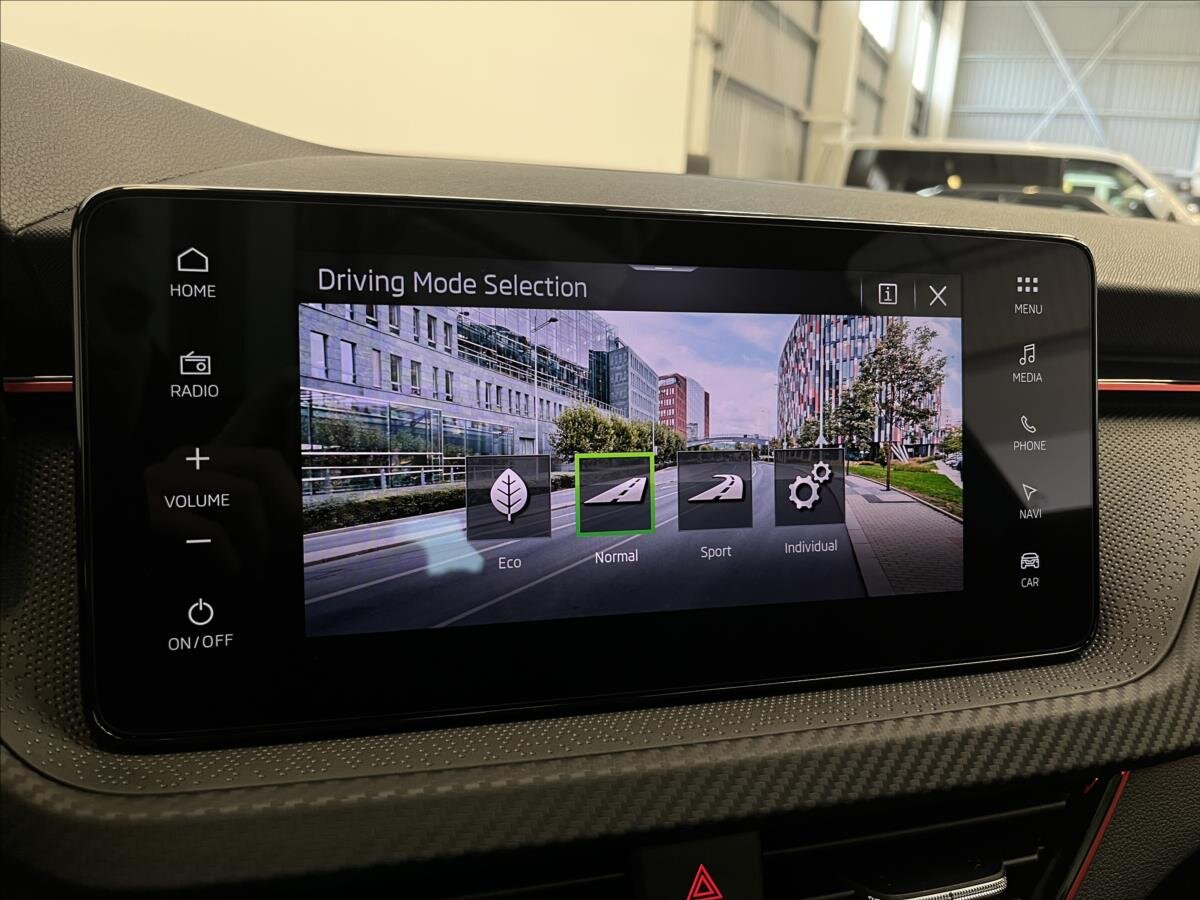 Škoda Kamiq SUV / Terénní 1,5 l 110 kw