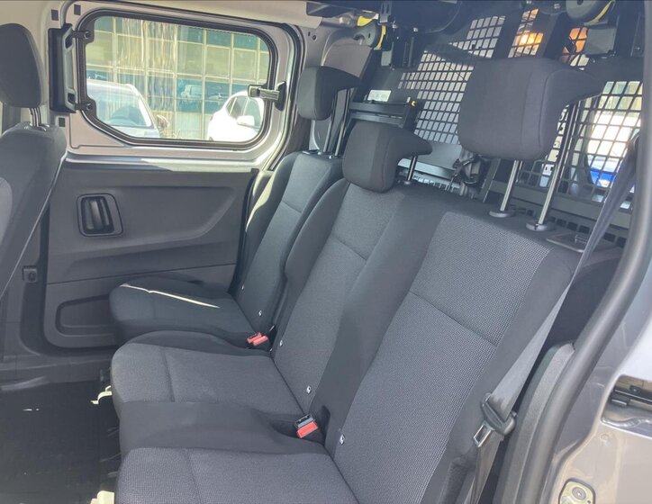 Toyota ProAce City Kombi 1,2 l 81 kw