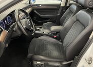 Volkswagen Passat Sedan / Limuzína 2,0 l 176 kw