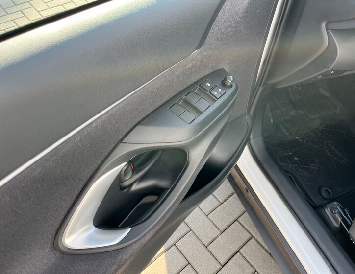 Toyota Yaris Cross SUV / Terénní 1,5 l 68 kw