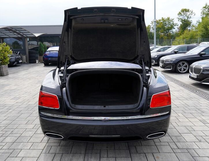 Bentley Flying Spur 11