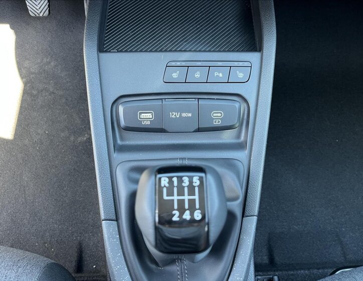 KIA Stonic SUV / Terénní 998,0 74 kw