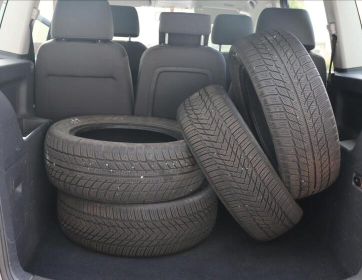 Volkswagen Touran 28