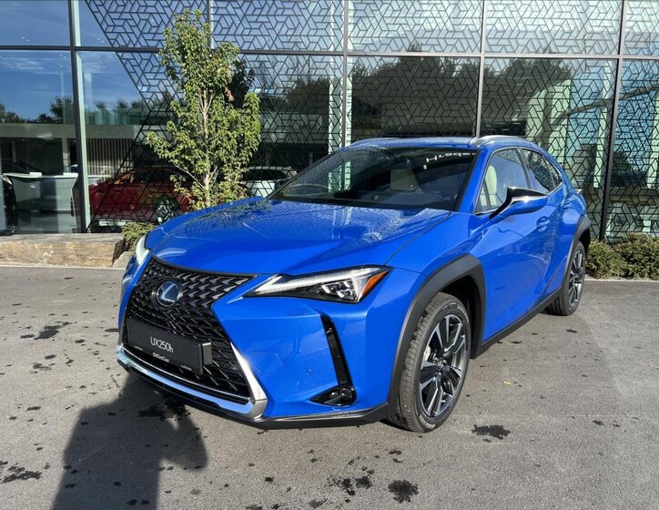 Lexus UX 250h CUV / Crossover 2,0 l 135 kw