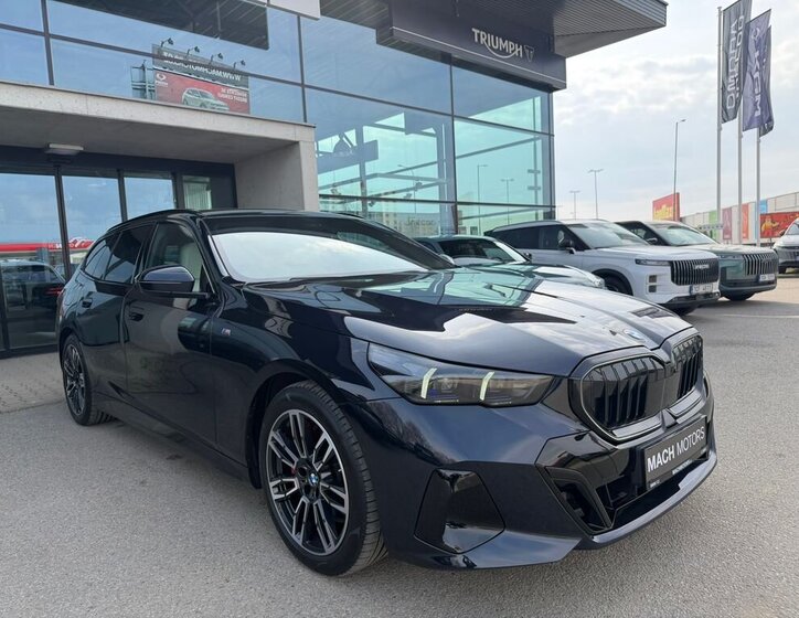 BMW Řada 5 Kombi 3,0 l 210 kw