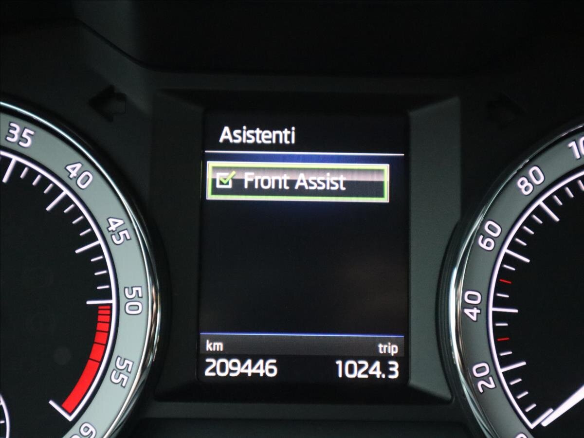 Škoda Octavia Kombi 2,0 l 110 kw