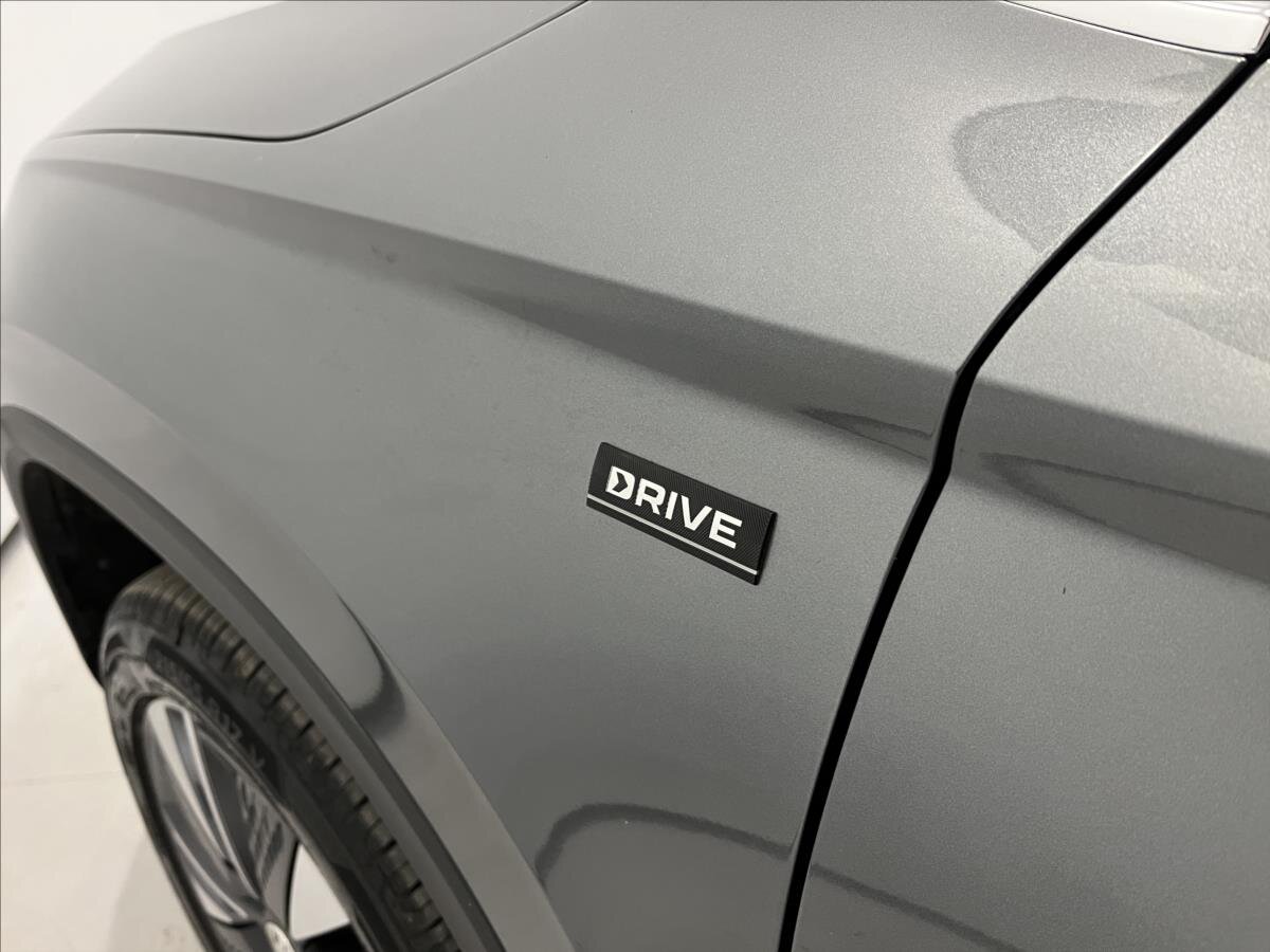 Škoda Karoq SUV 1,5 l 110 kw