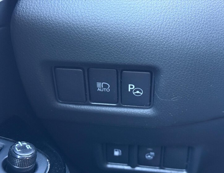 Toyota C-HR SUV 2,0 l 112 kw