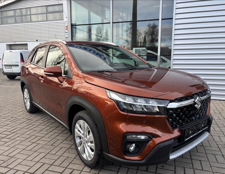 Suzuki S-Cross SUV 1,4 l 81 kw