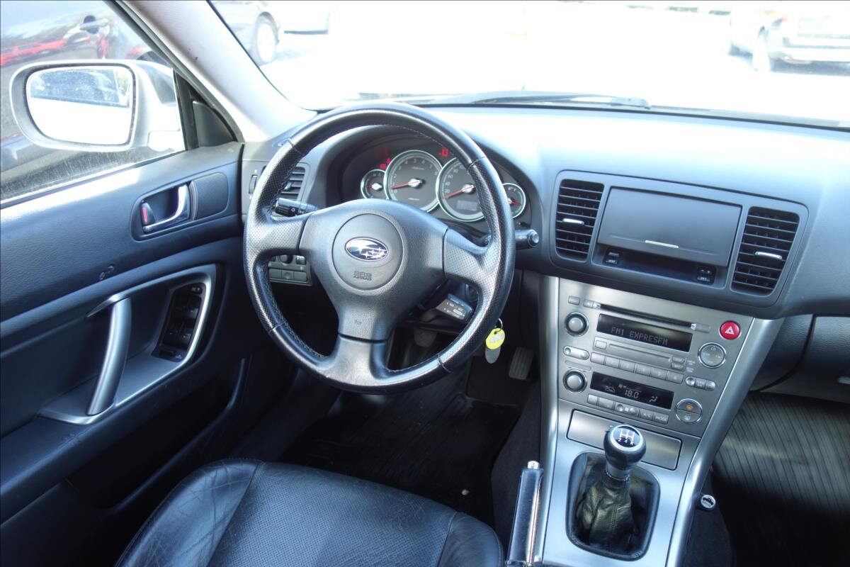 Subaru Legacy Sedan / Limuzína 2,5 l 121 kw
