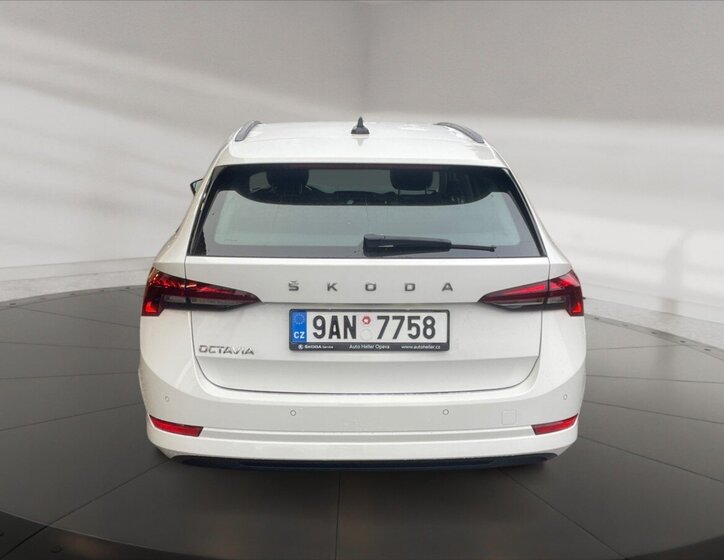 Škoda Octavia Kombi 2,0 l 85 kw