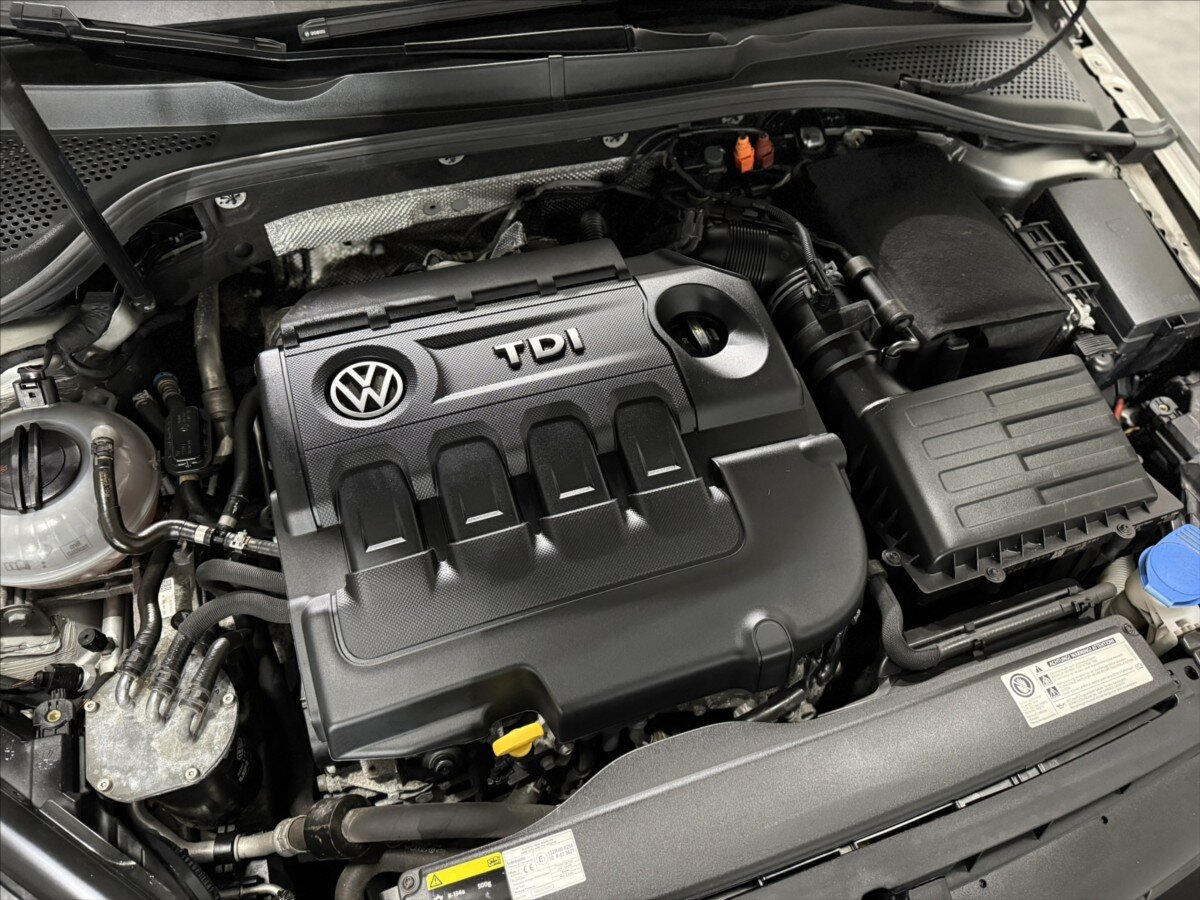 Volkswagen Golf Kombi 2,0 l 110 kw